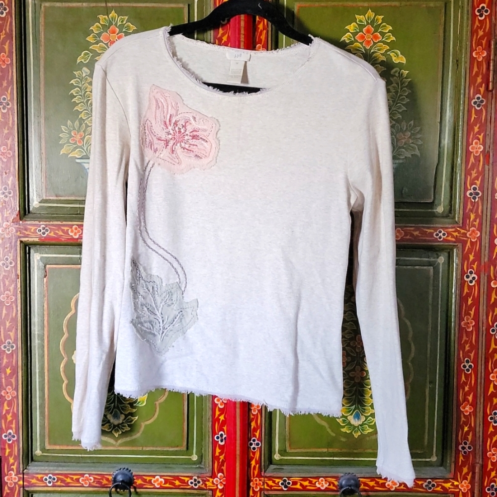 J.Jill taupe/cream long sleeve Cotton Shirt W/ decorative detailing. Size Med
